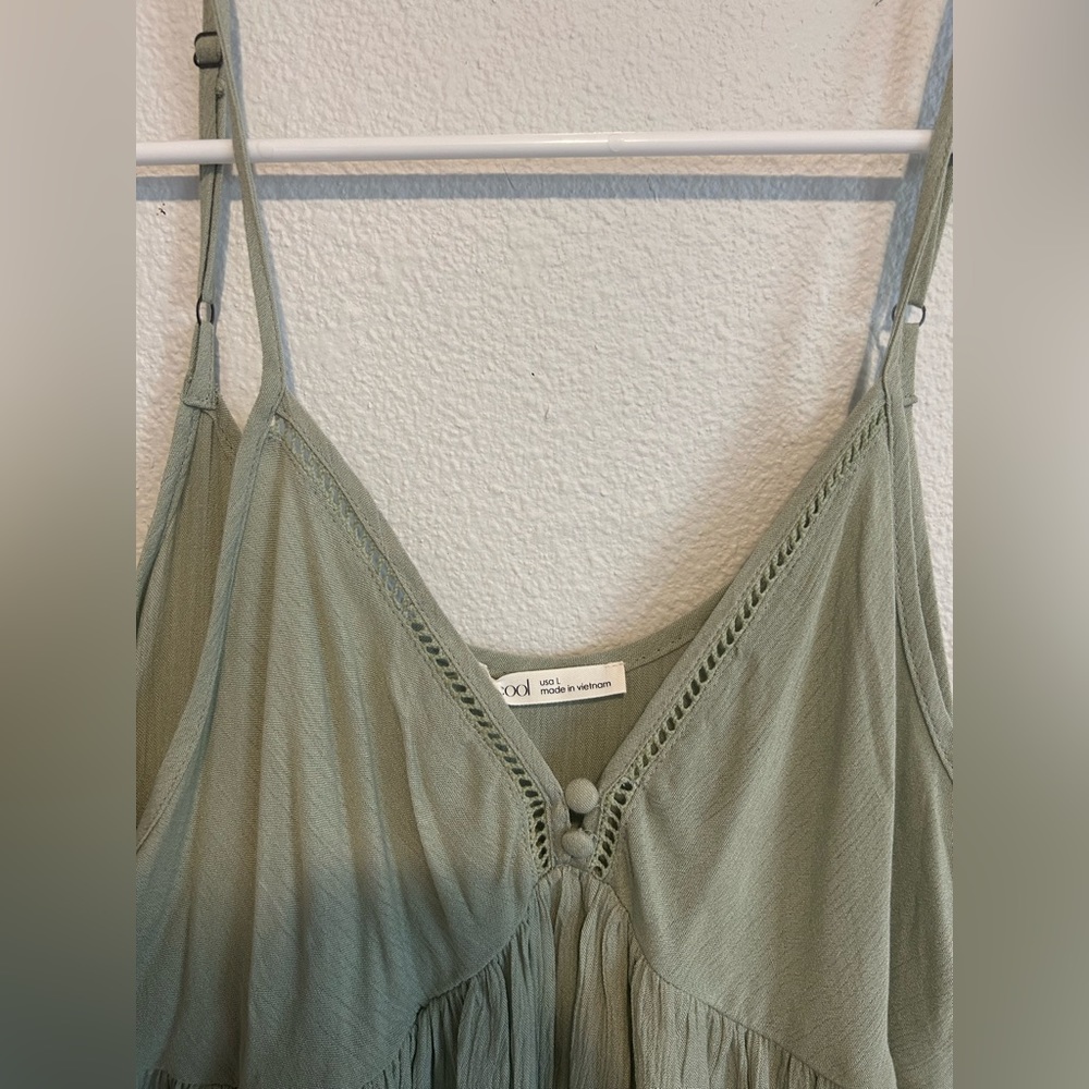 BLOUSE!! - Picture 2 of 2